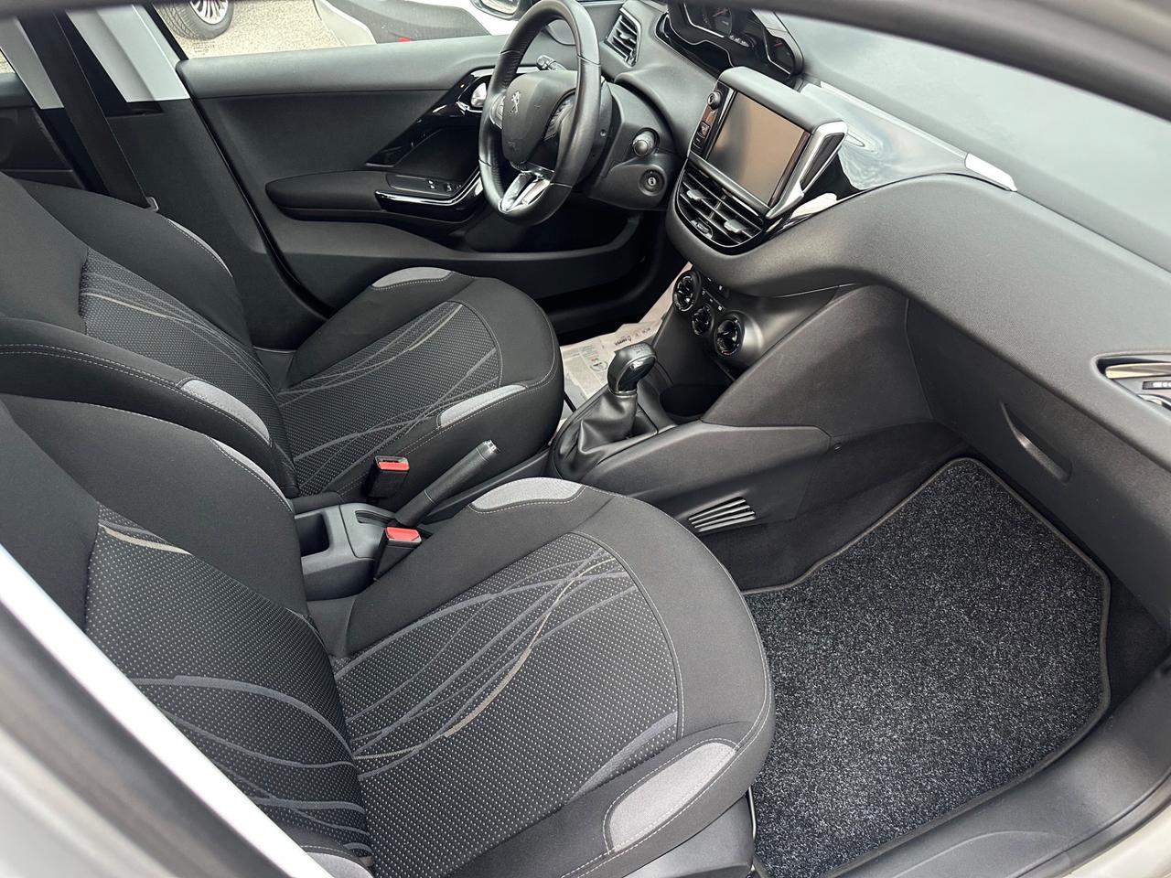 Peugeot 208 1.4 HDi 68 CV 5 porte Active