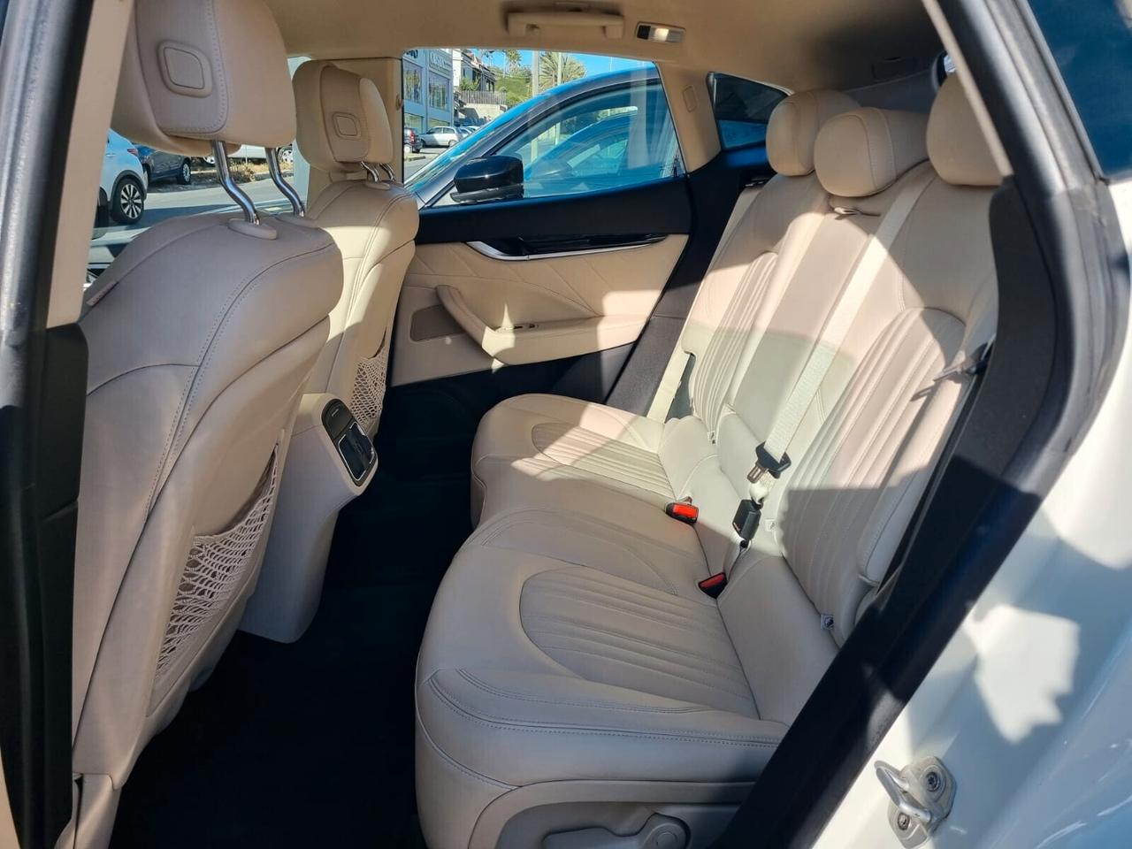 Maserati Levante V6 Diesel 275 CV AWD Granlusso