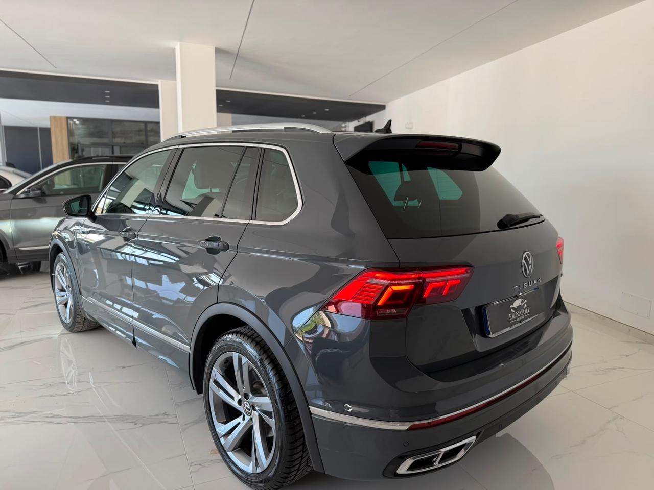 Volkswagen Tiguan 2.0 TDI 150 CV SCR DSG R-Line
