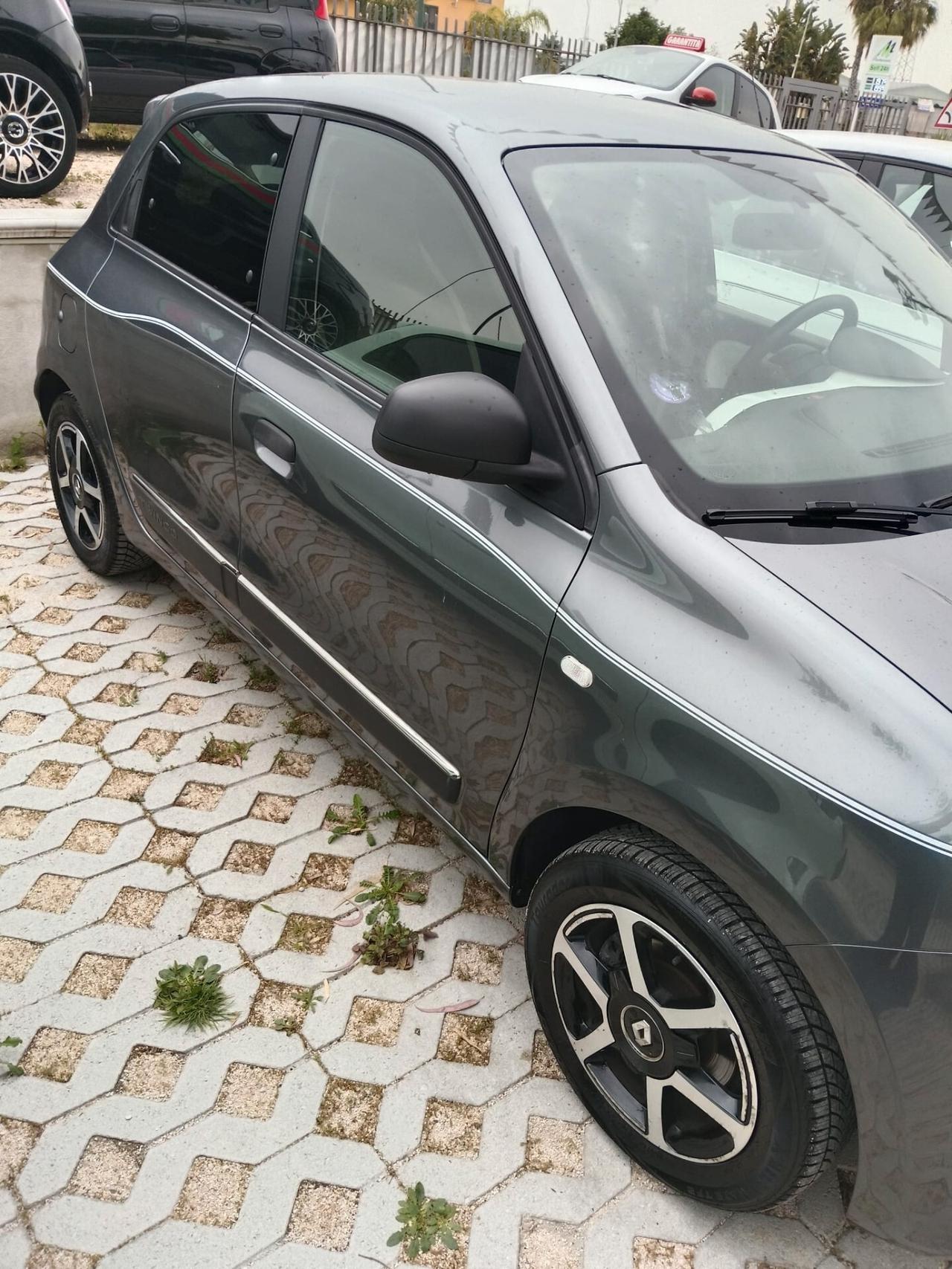 Renault Twingo TCe 90 CV EDC Intens