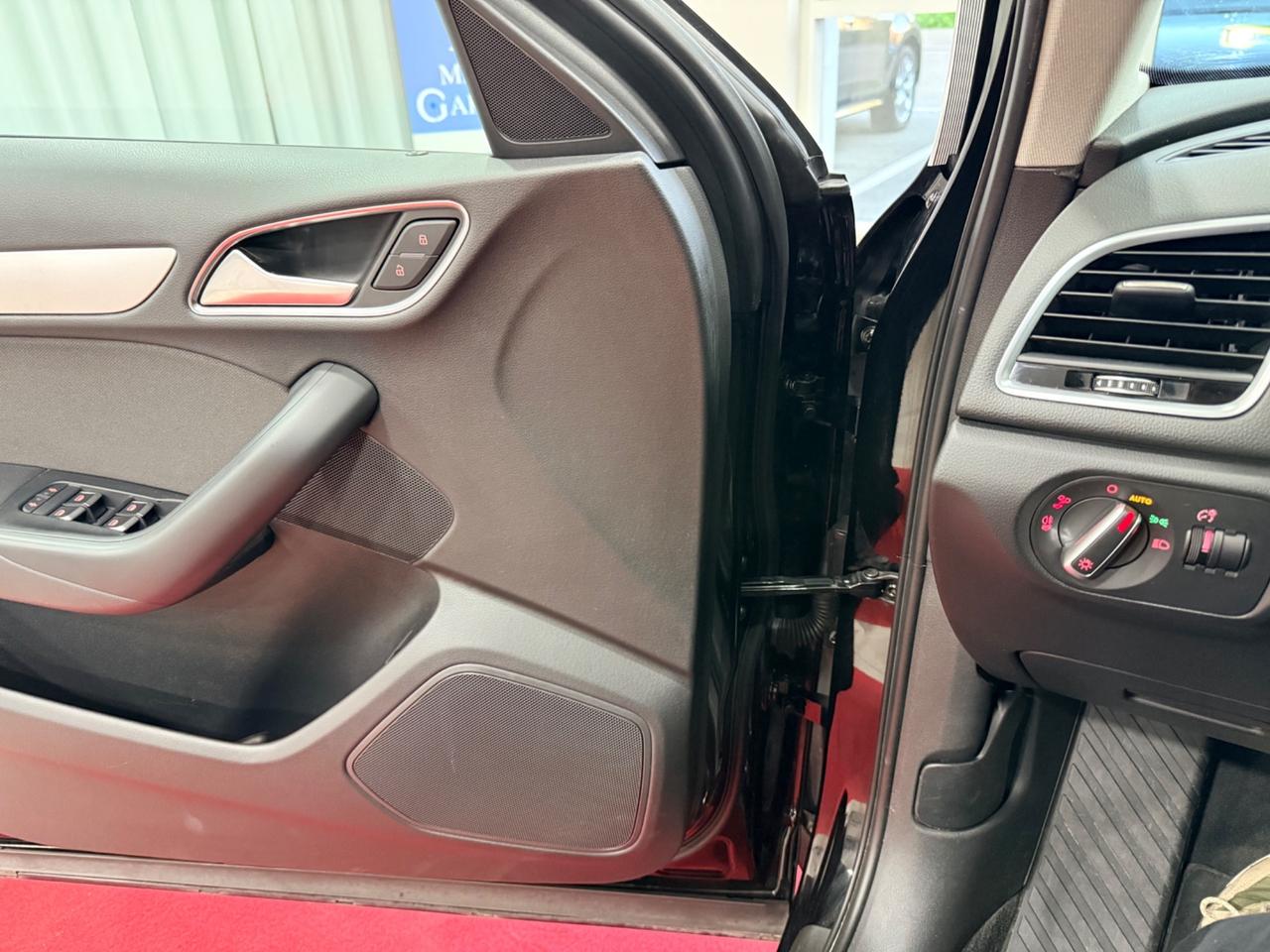 Audi Q3 2.0 TDI 150 CV quattro S tronic Sport