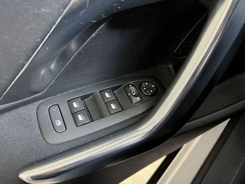 Peugeot 2008 BlueHDi 100 Allure