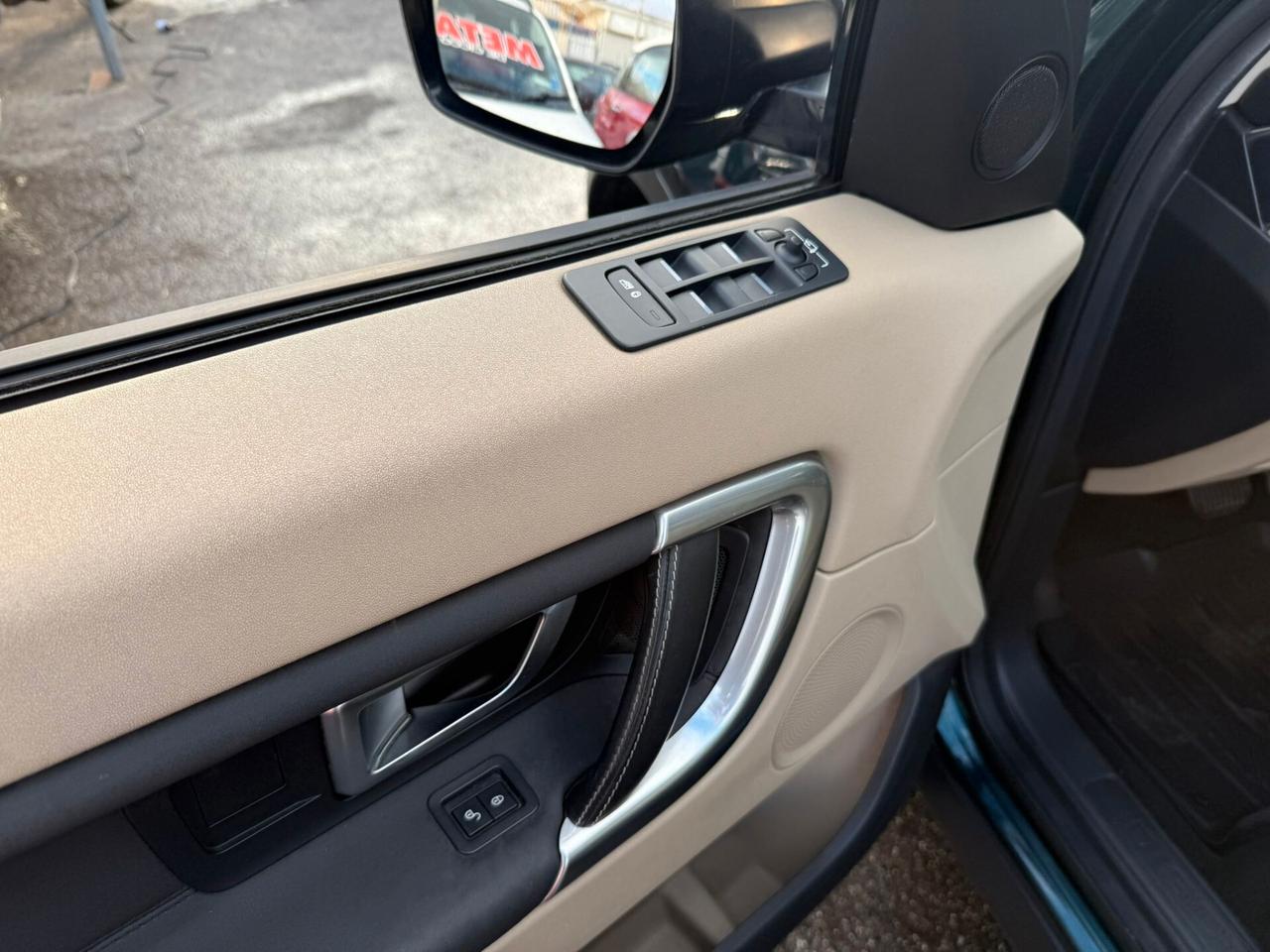 Land Rover Discovery Sport 2.0 TD4 180 CV HSE