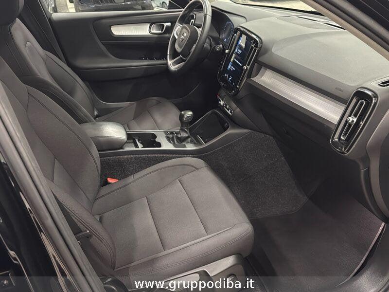 Volvo XC40 Benzina 1.5 t2 Momentum my21