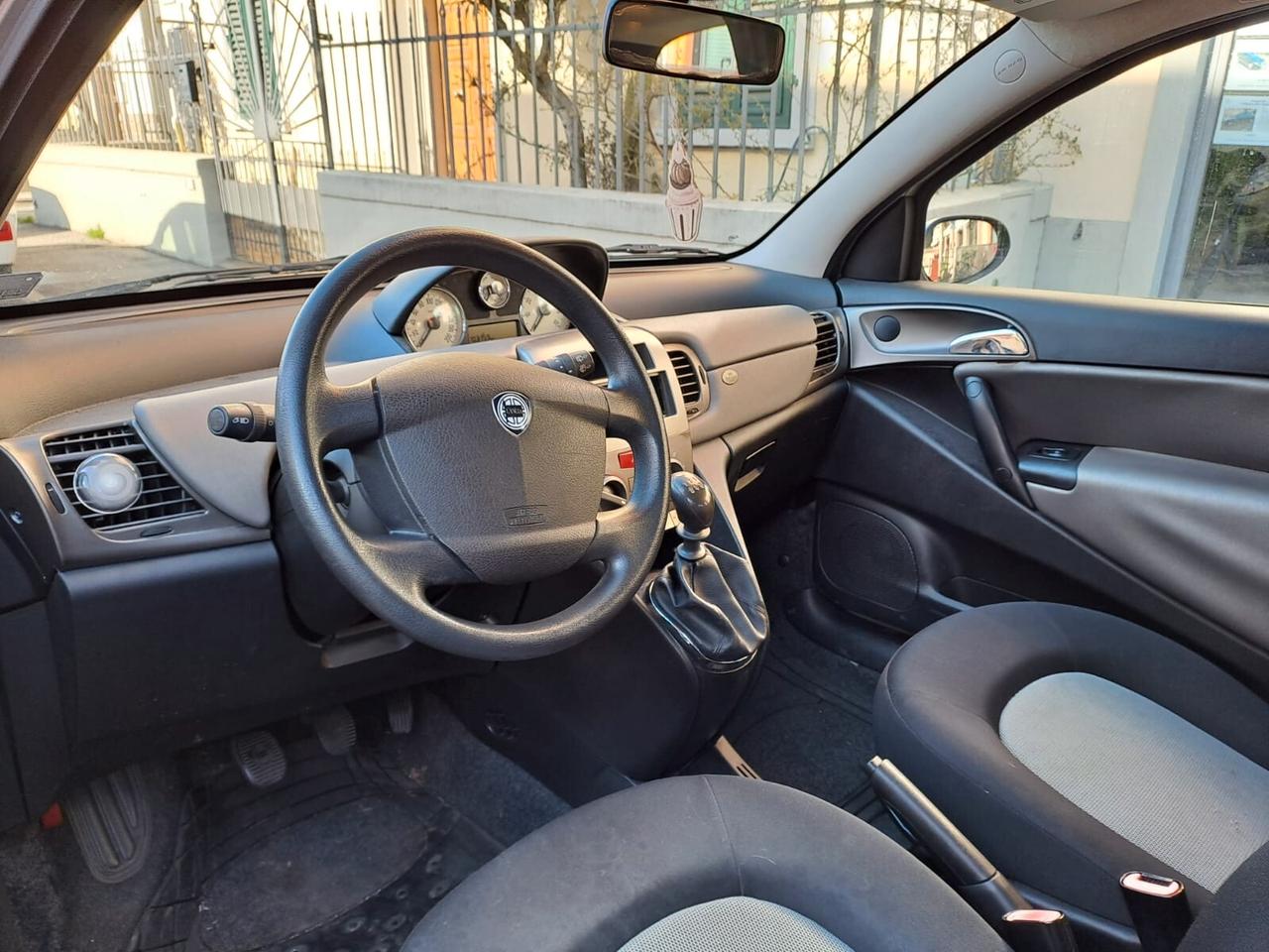 Lancia Ypsilon 1.2 benzina