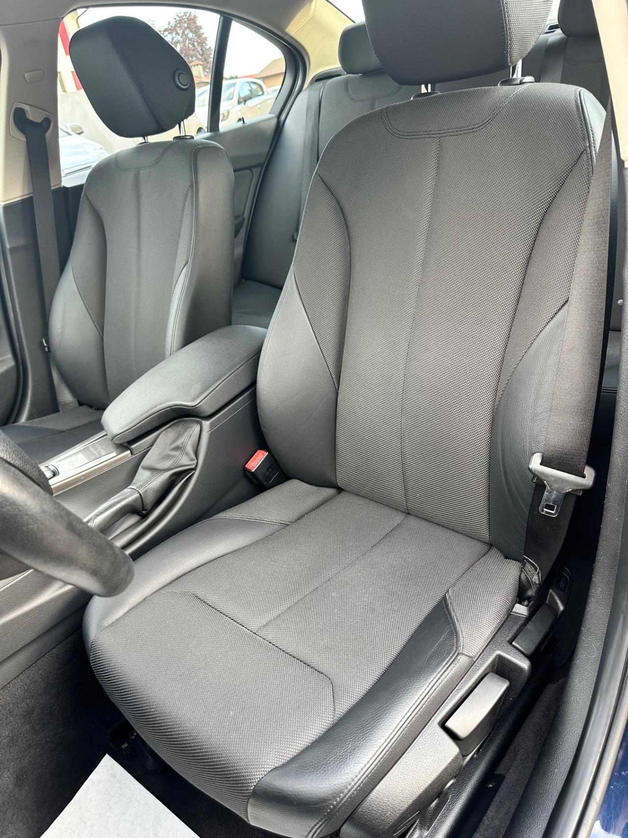 Bmw 316d - 2.0d 116Cv Aut Modern