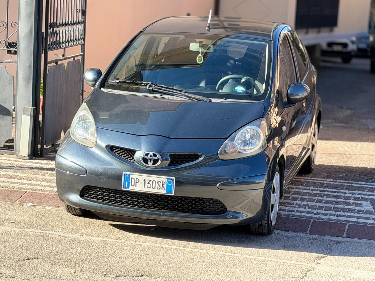 Toyota Aygo 1.0 12V Cambio Automatico