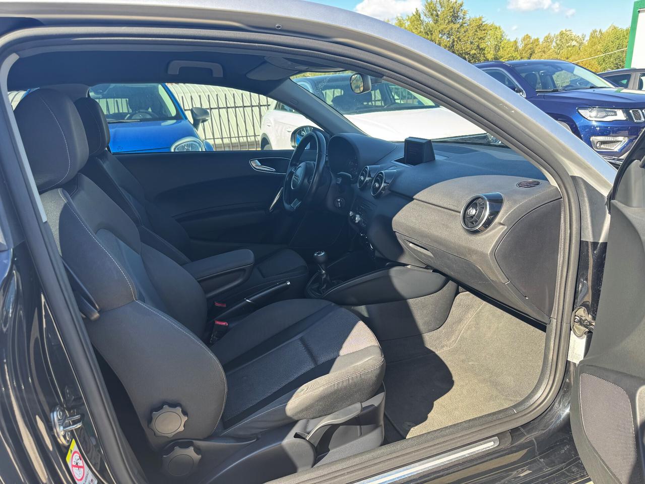 AUDI A1 1.6TDI AMBITION/MMI