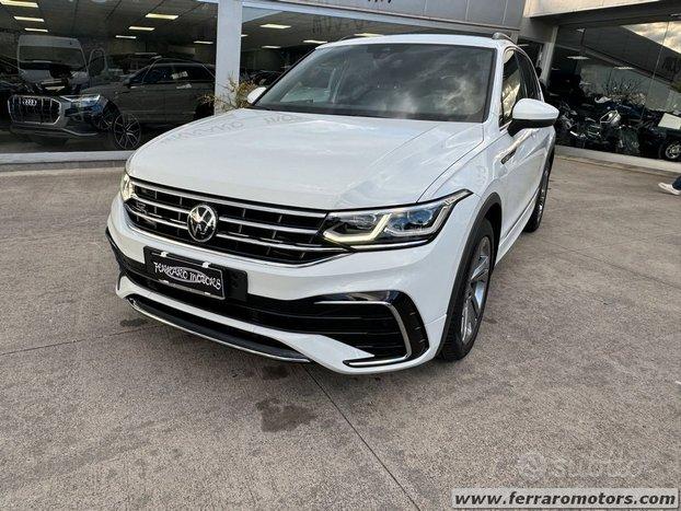 Volkswagen Tiguan r-line solo 56000km a soli 329 euro al mese