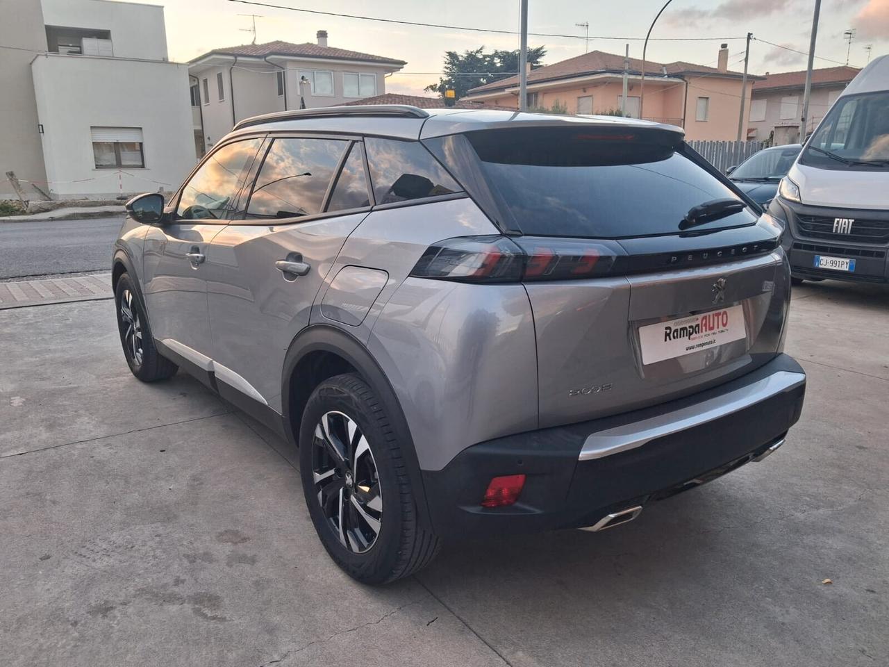 Peugeot 2008 PureTech 130 S&S Allure