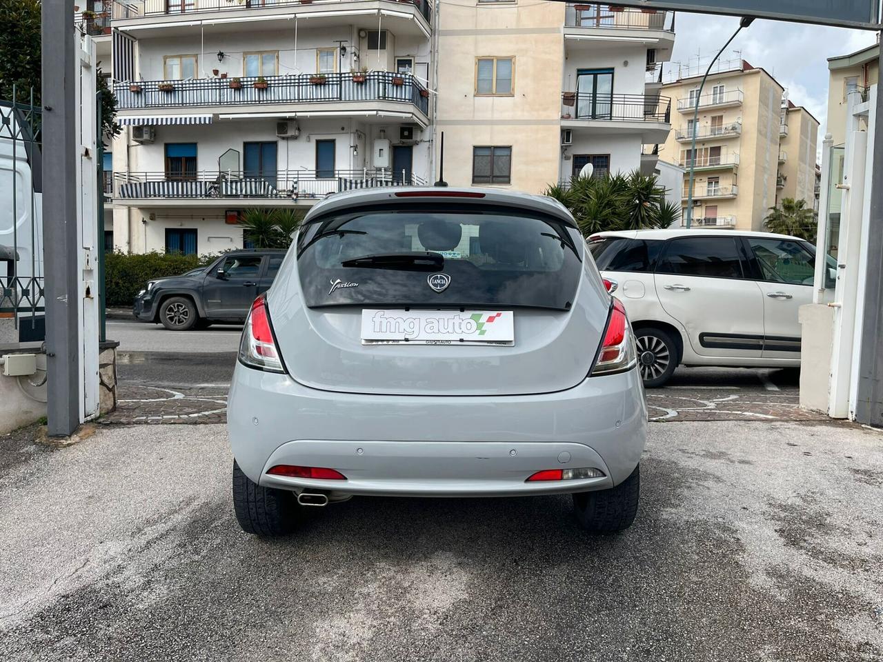 Ypsilon 1.2 69 CV 5 porte GPL Ecochic Gold