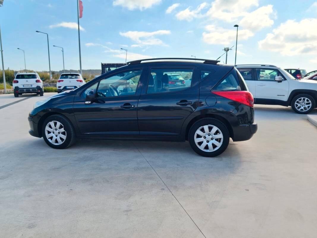 Peugeot 207 Station Wagon 1.6 hdi 16v One-Line