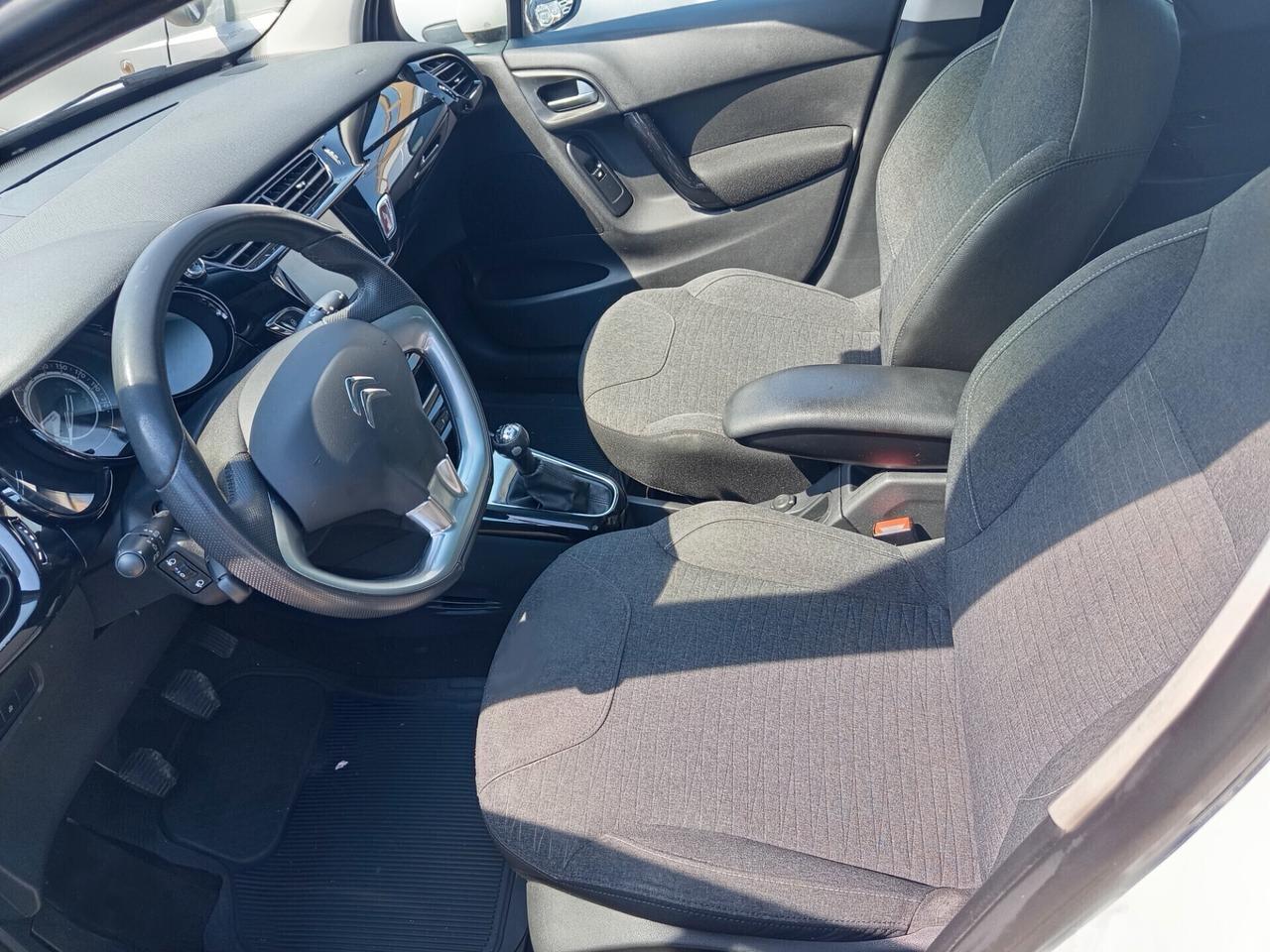 Citroen C3 1.2 EXCLUSIVE