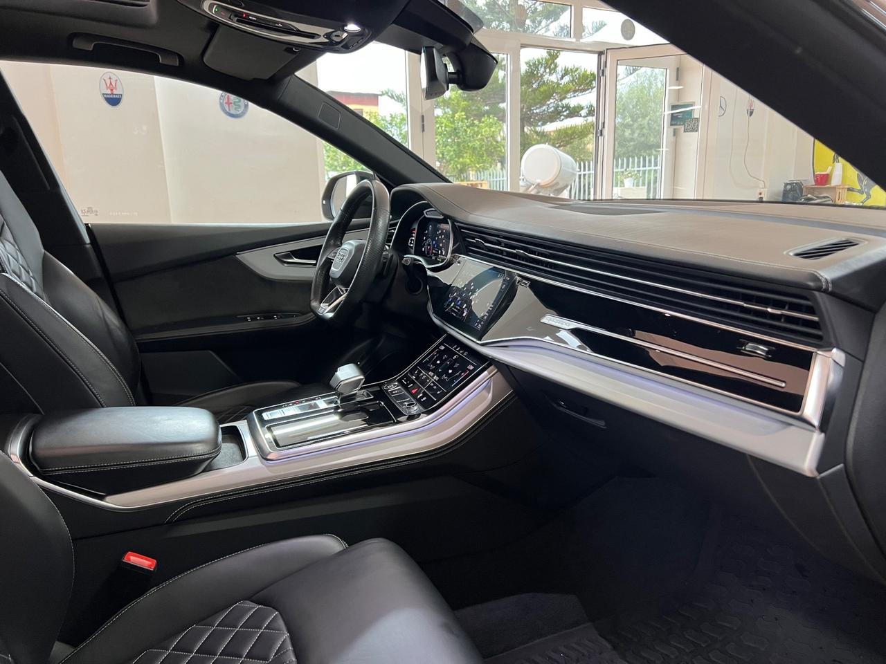 Audi Q8 50 TDI 286 CV quattro tiptronic Sport S line total black full optional