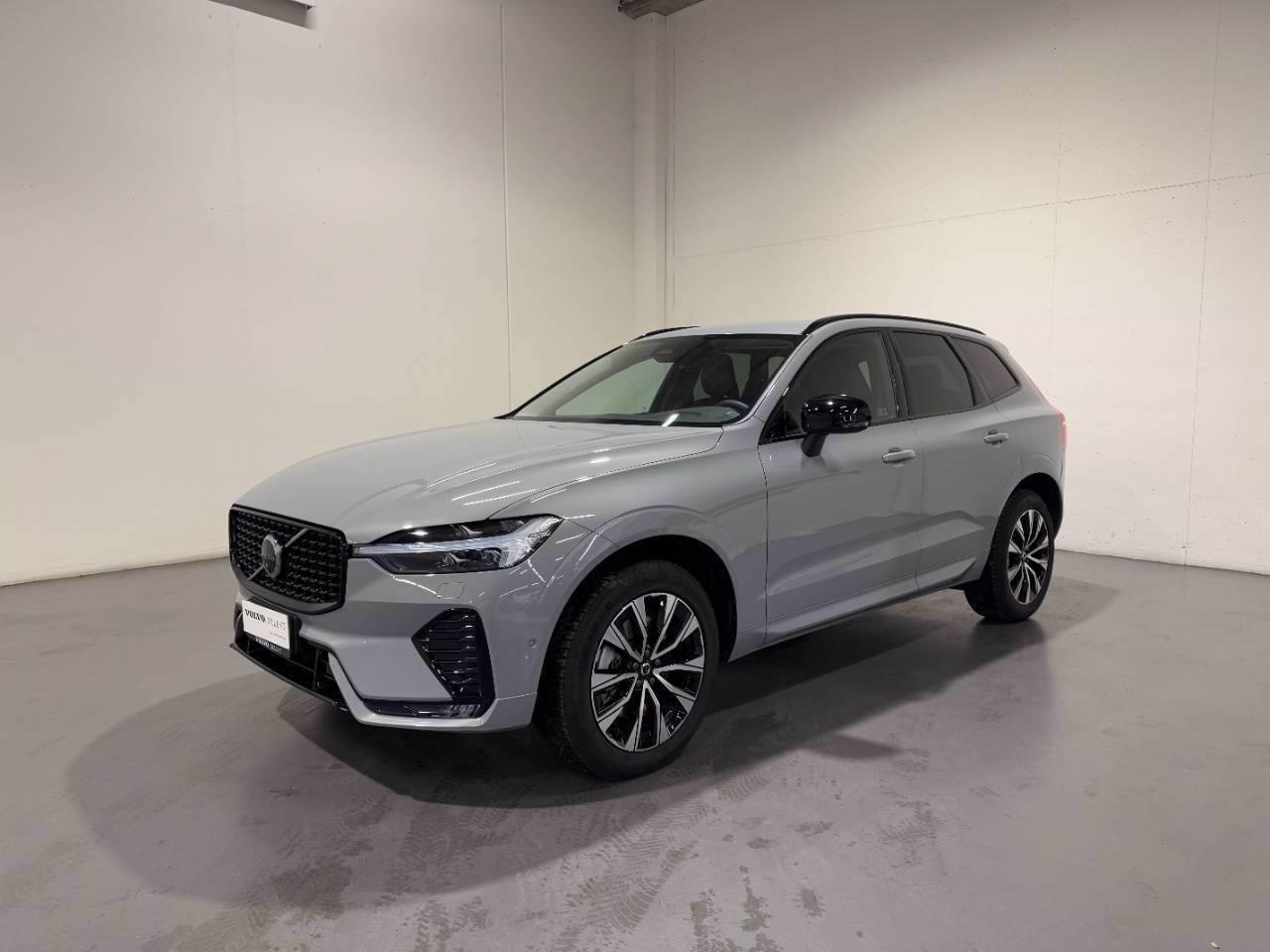 VOLVO XC60 B5 PLUS DARK AWD AUTO