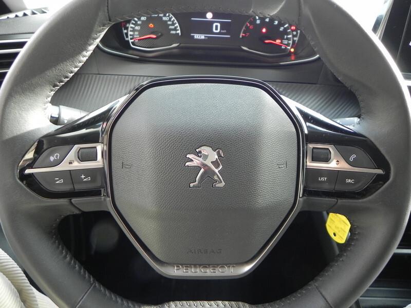 Peugeot 2008 BlueHDi 110 S&S Active Pack