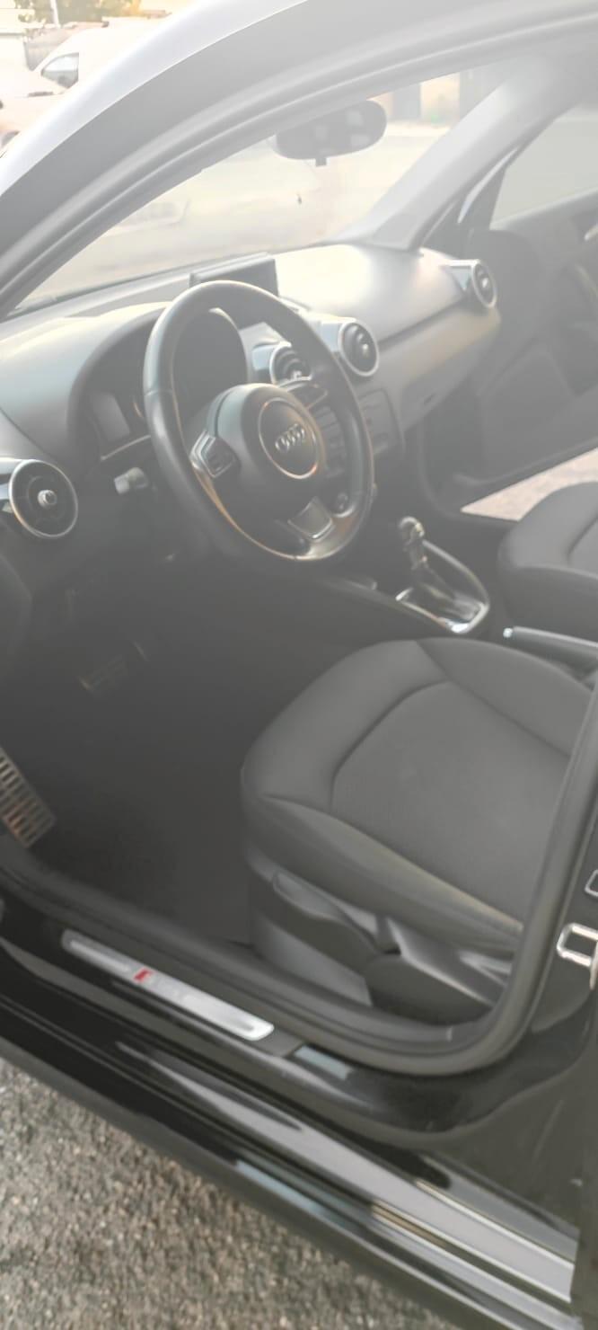 Audi A1 1.6 TDI S tronic line edition