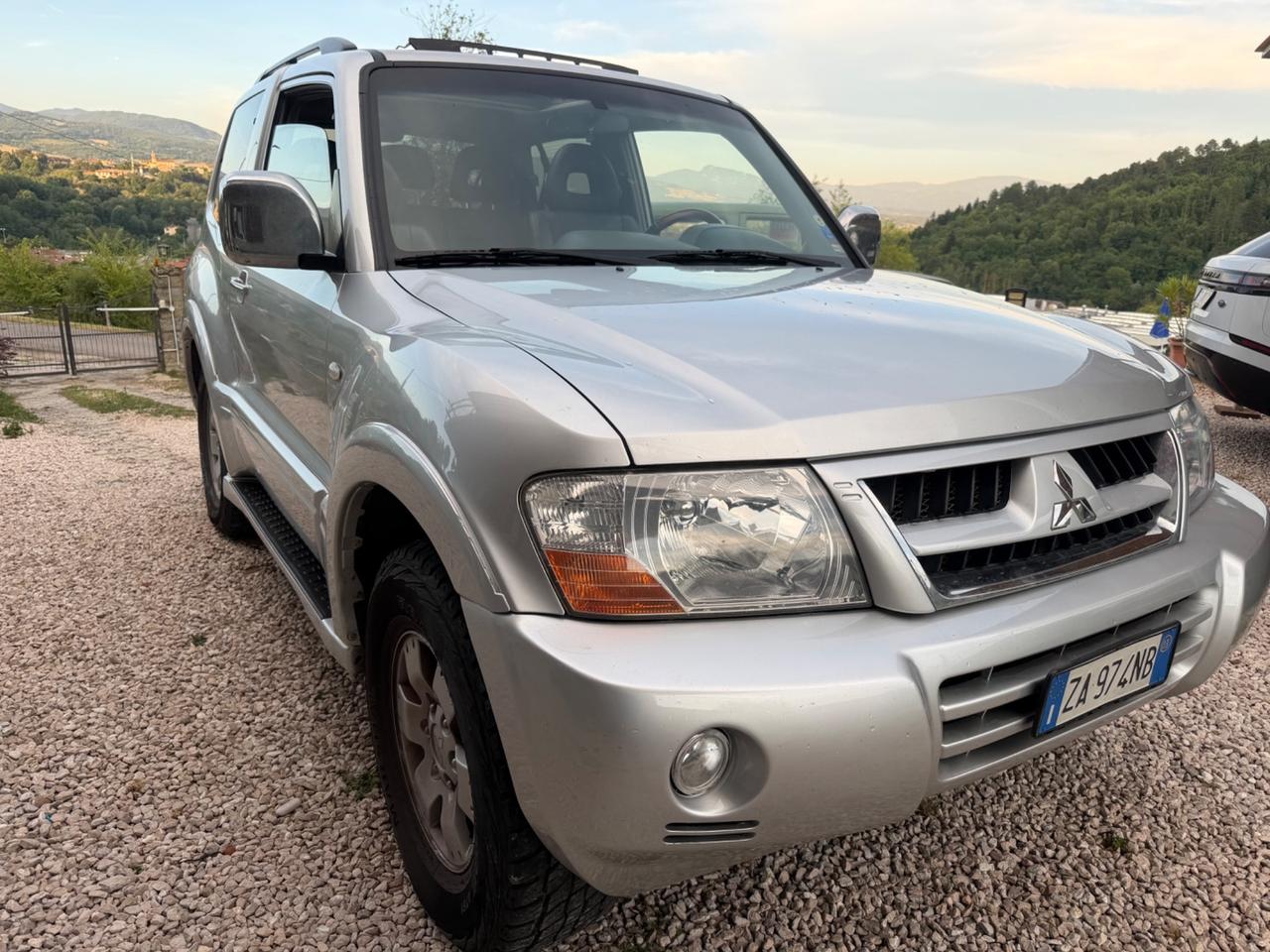 Mitsubishi Pajero 3.2 16V DI-D AUTOCARRO N1 5posti