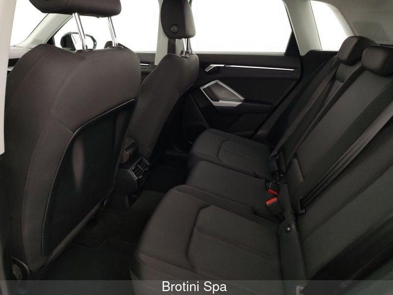 Audi Q3 Q3 35 TDI S tronic Business Advanced
