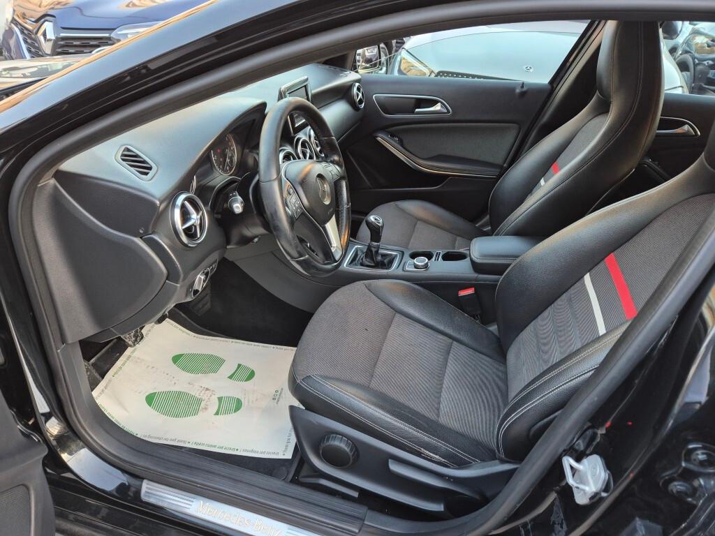 Mercedes A 180 d business 110cv