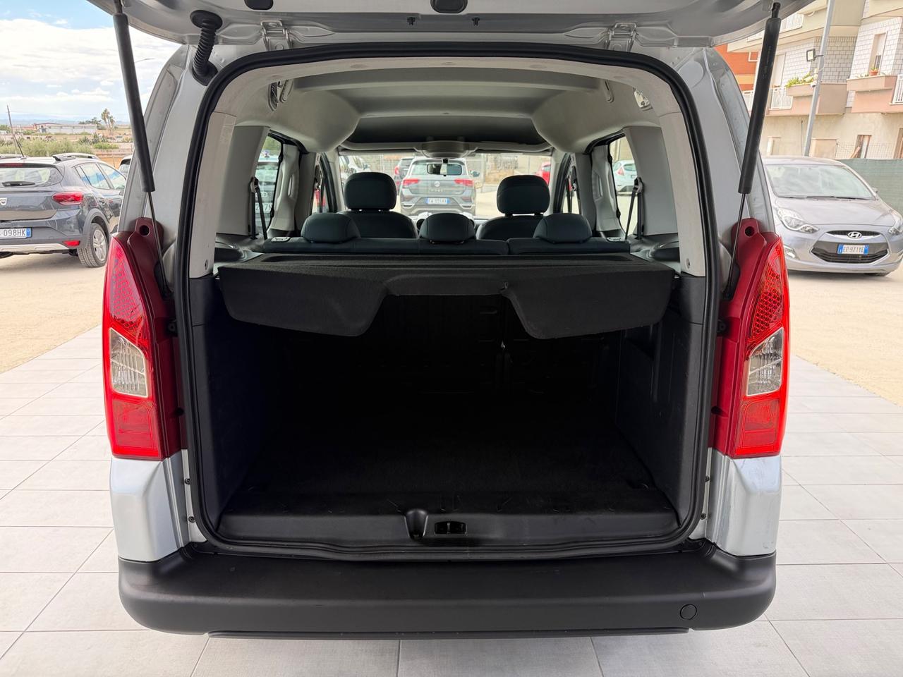 Peugeot Partner Tepee 1.6 HDi 92CV Outdoor