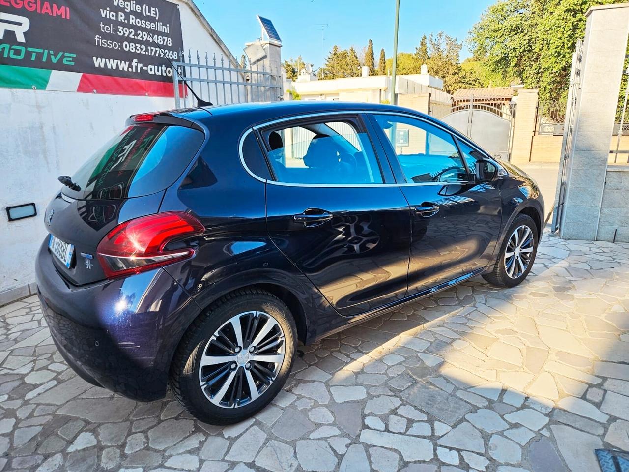 Peugeot 208 BlueHDi 75 5 porte Allure NEOPATENTATI