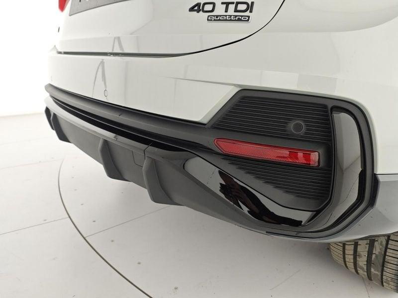 Audi Q3 SPB 40 TDI quattro S tronic Identity Black