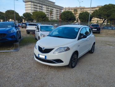Lancia Ypsilon 1.3 MJT 16V 95 CV 5 porte S&S Gold