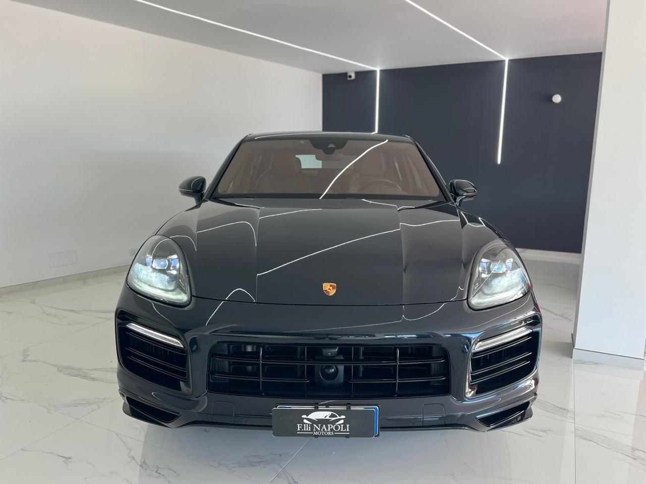 Porsche Cayenne Coupé 3.0 V6 Platinum Edition iva esposta