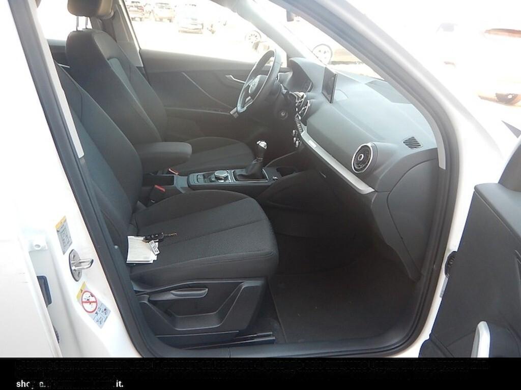 AUDI Q2 30 TDI 115CV 6M. BUSINESS ( FARI LED MATRIX - CRUISE - SENSORI POST. )