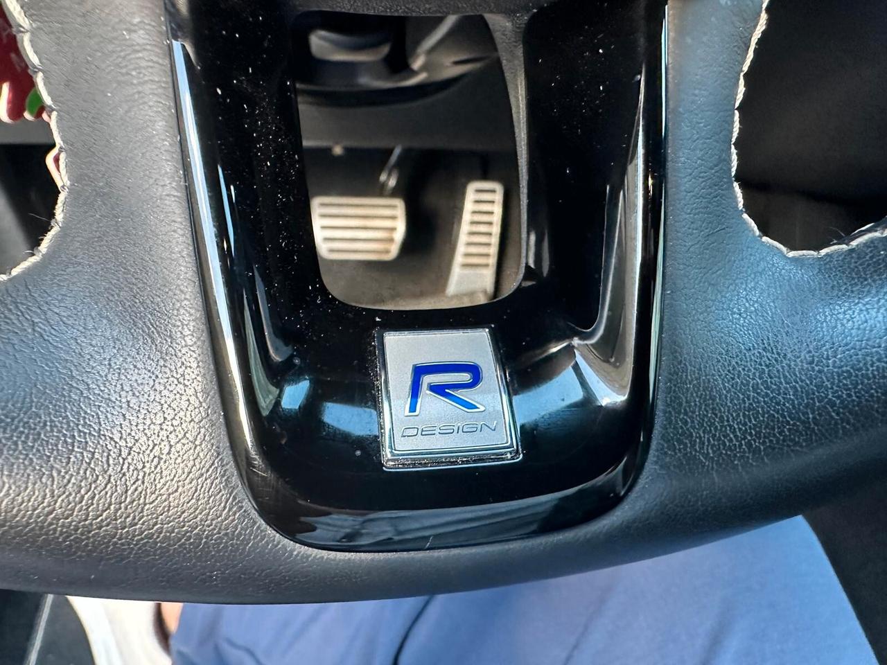 Volvo XC 60 XC60 B4 (d) Geartronic R-design