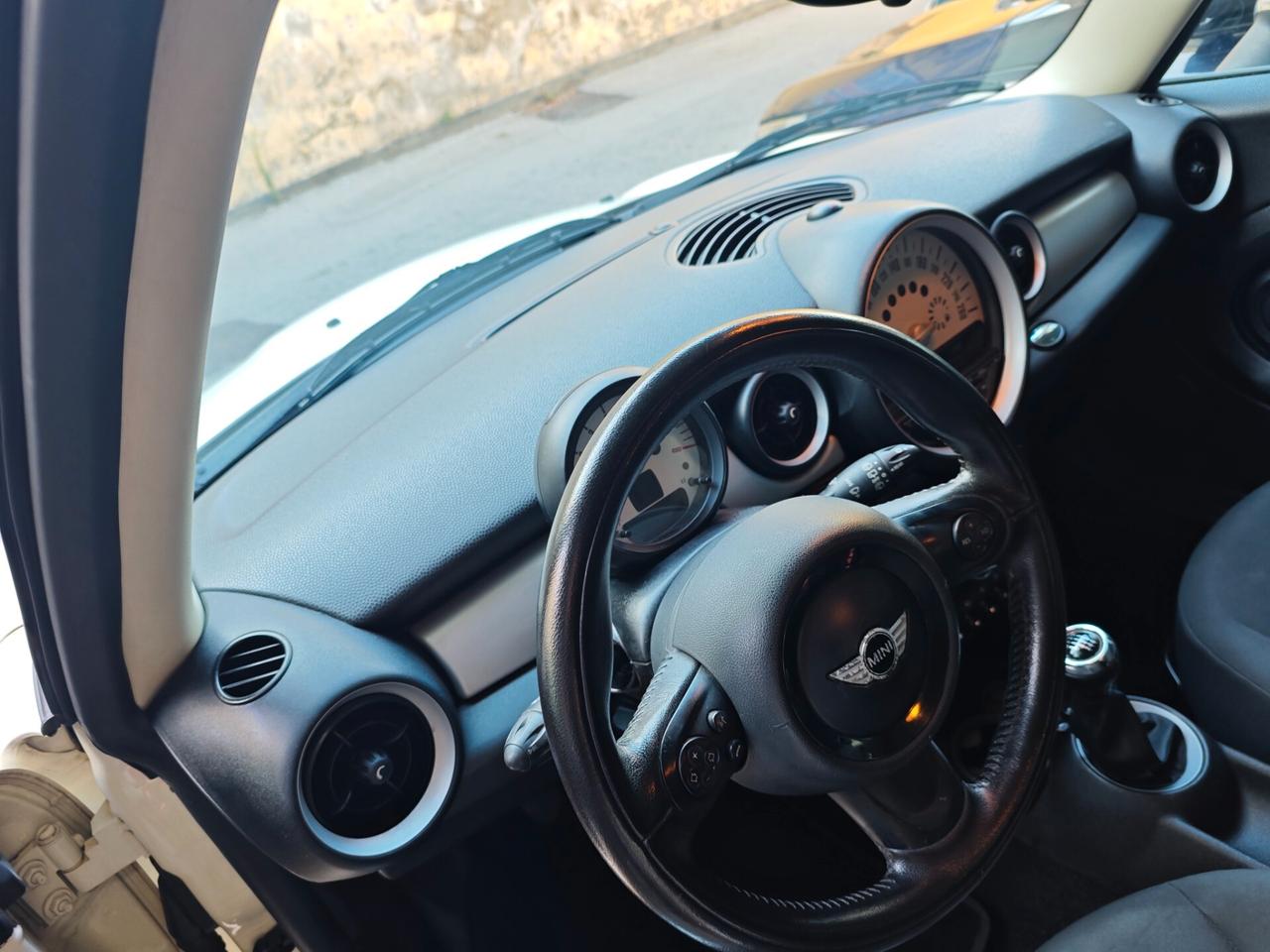 Mini 1.6 16V One (55kW)