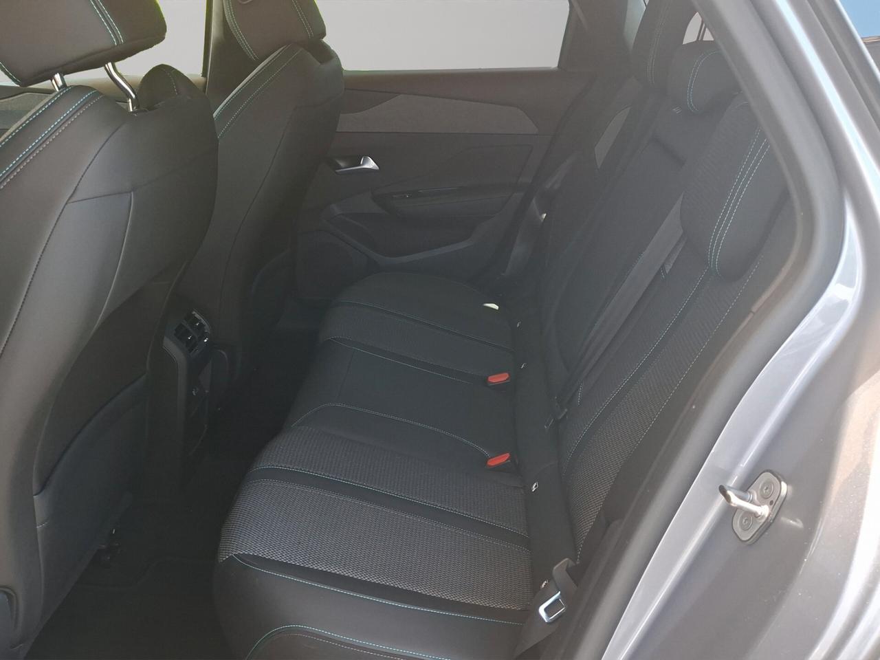 Peugeot 308 BlueHDi 130 S&S EAT8 SW Allure