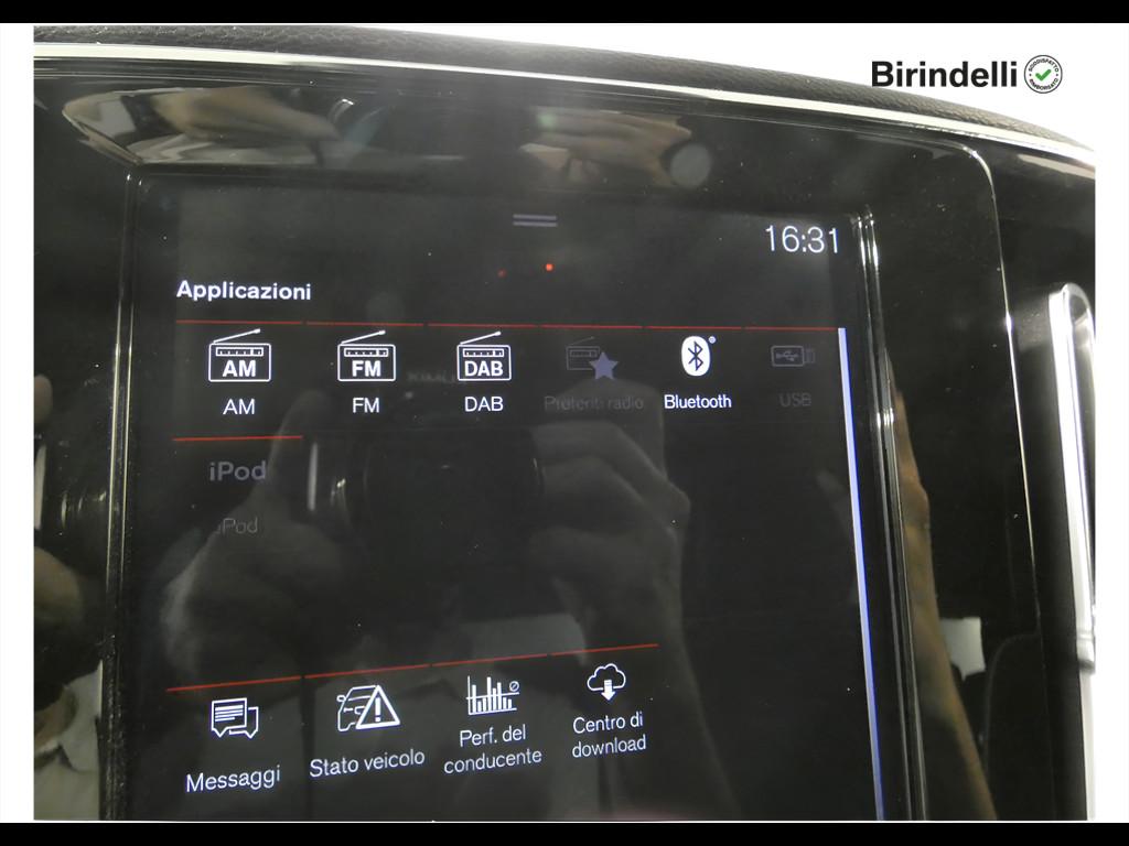 VOLVO XC40 (2017-->) - XC40 T4 Geartronic R-design