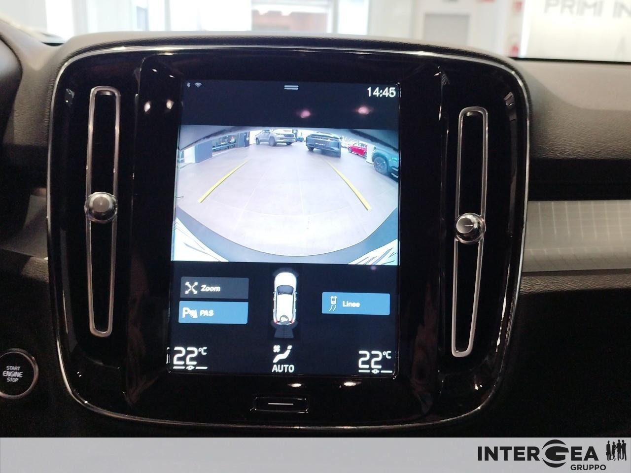 VOLVO XC40 1.5 t2 Momentum Pro auto my21