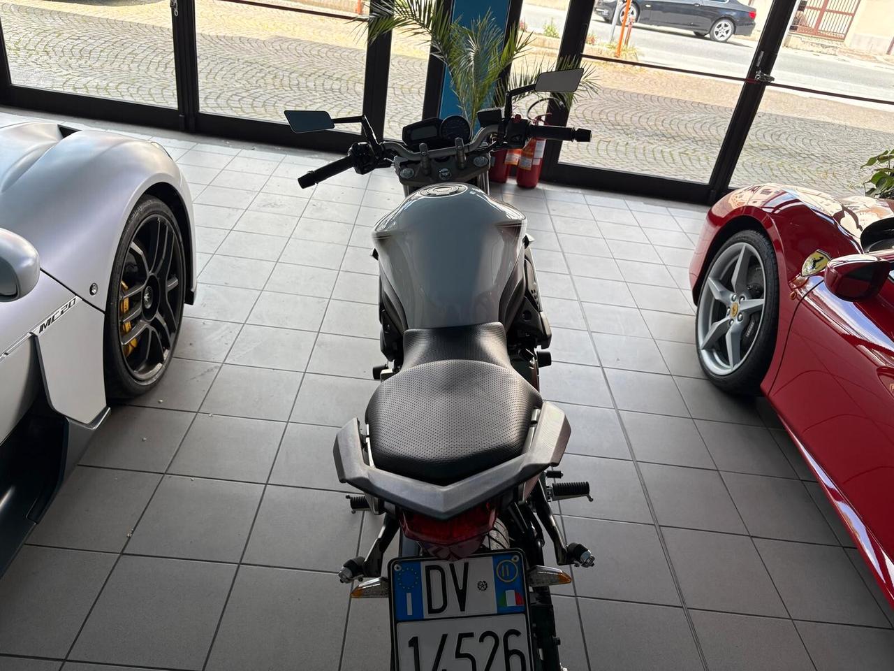 Yamaha XJ 600 sport
