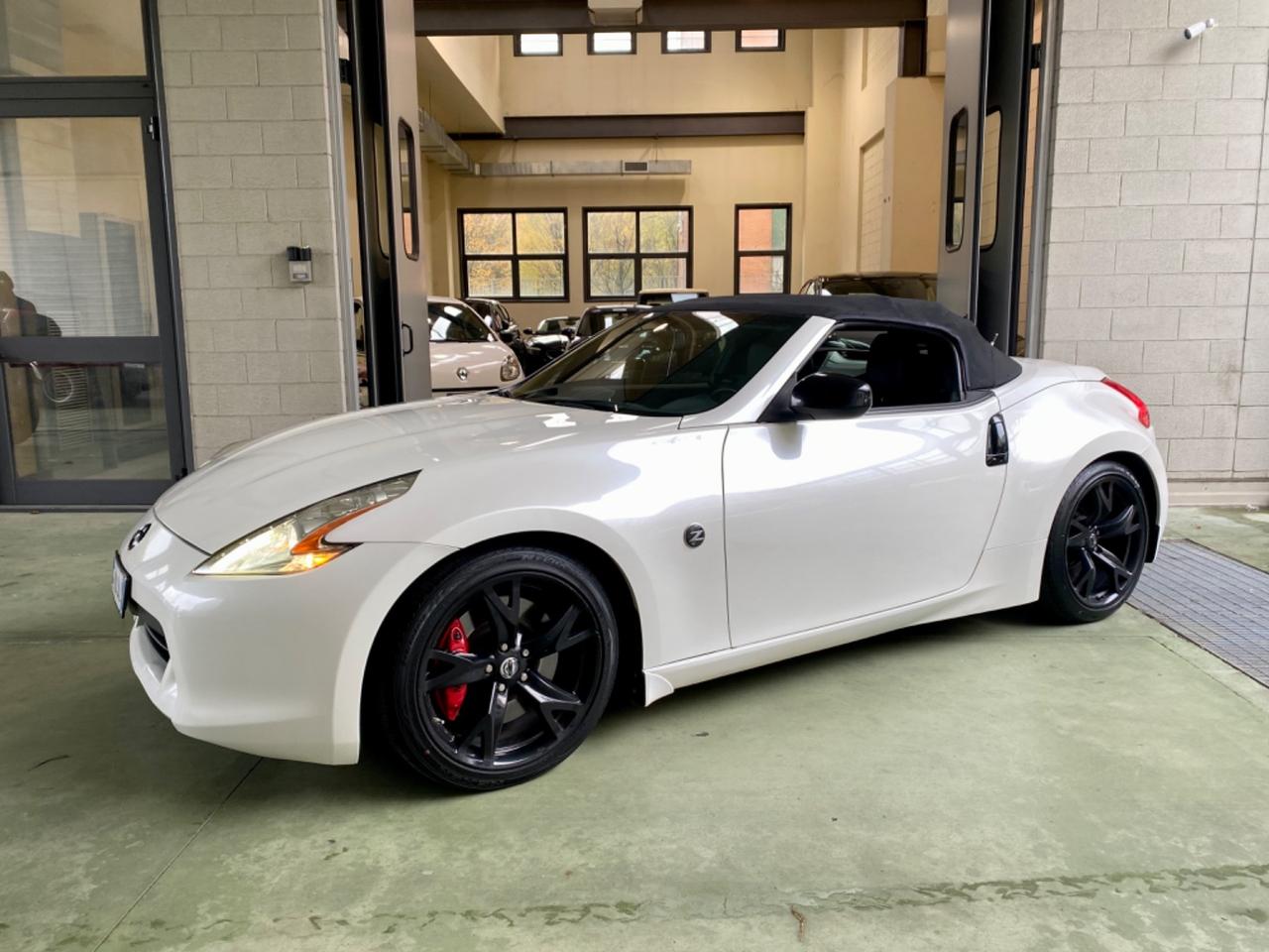 Nissan Z 370Z Roadster 3.7 V6 Lev 2