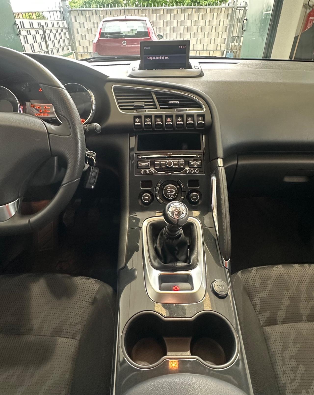 Peugeot 3008 1.6 HDi 110CV Tecno