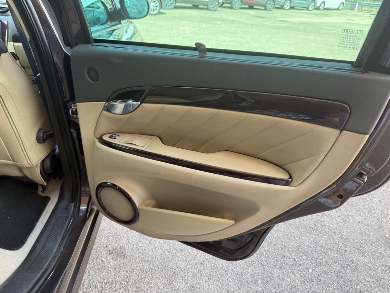 Fiat Croma 1.9 Multijet Emotion