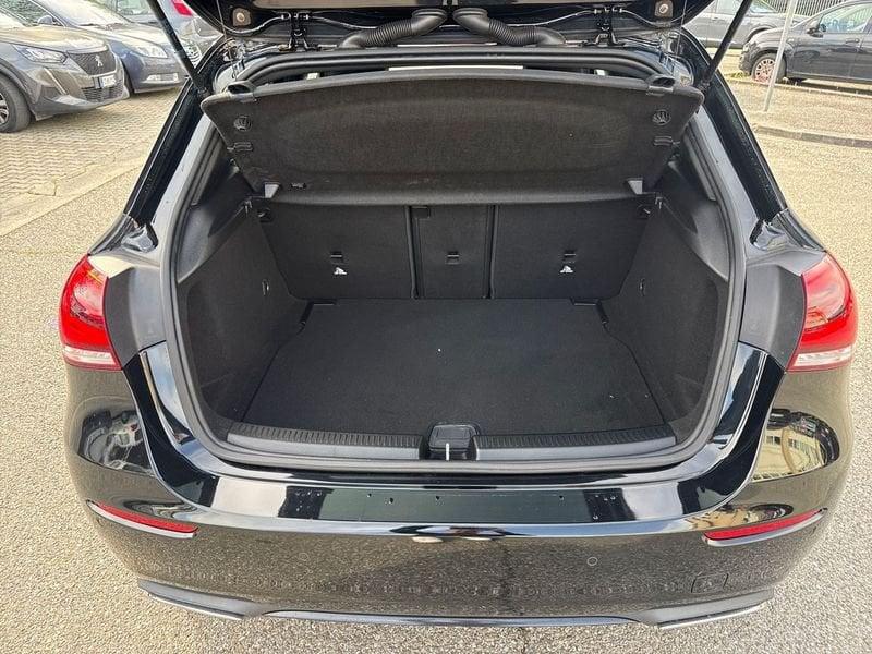 Mercedes-Benz Classe A A 180 d Sport Night edition auto