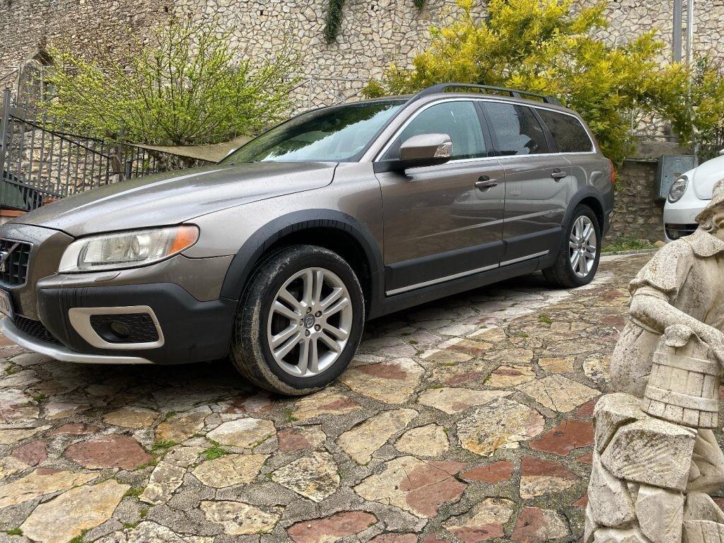 VOLVO XC70 D5 AWD Kinetic