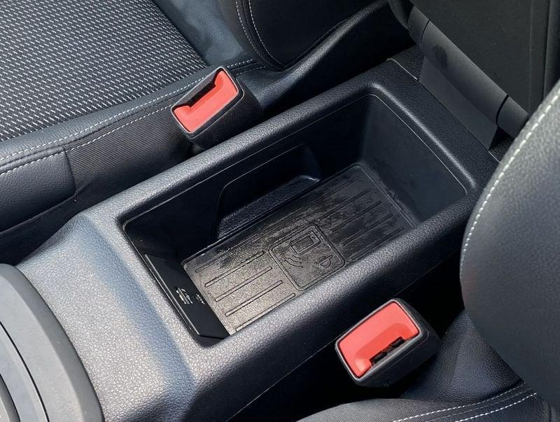 Audi Q2 S Line interno ed esterno 2.0 TDI 150CV S-Tronic quattro 35