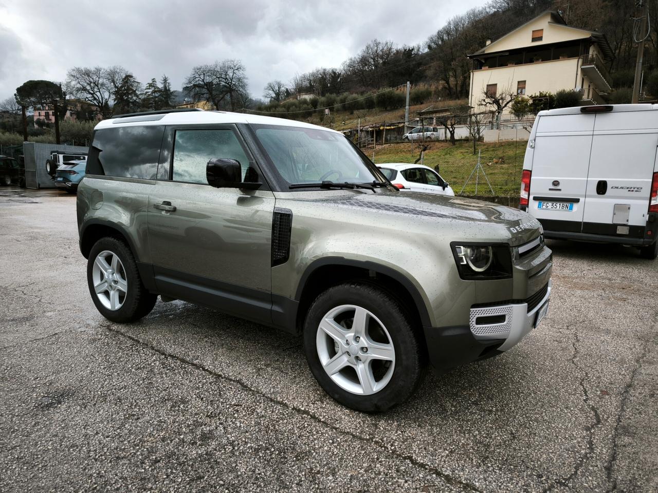Land Rover Defender 90 3.0D I6 200 CV AWD Auto SE