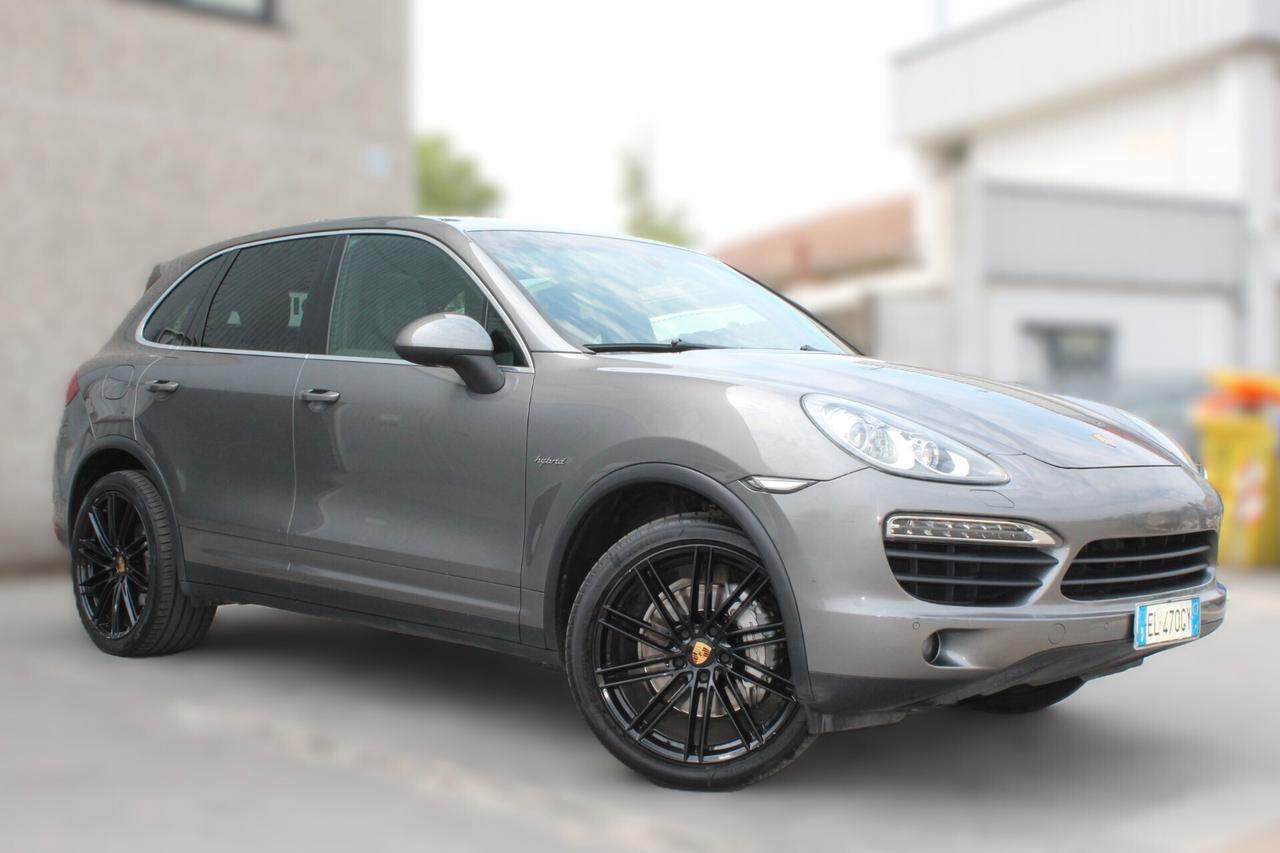 Porsche Cayenne 3.0 S Hybrid MOTORE NUOVO