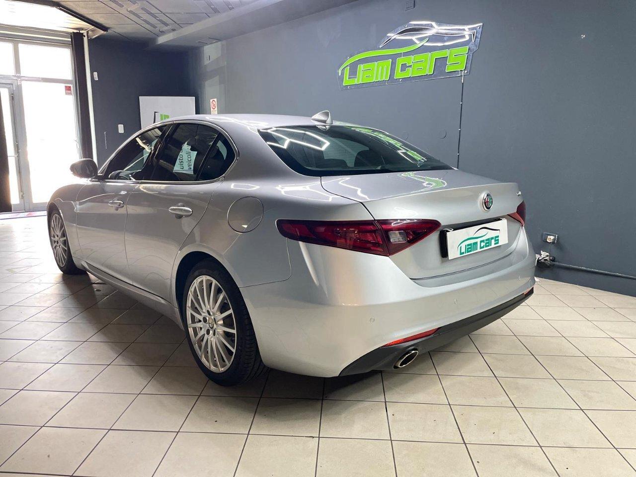 Alfa Romeo Giulia Berlina Giulia 2.2 t Business Launch Edition 150cv