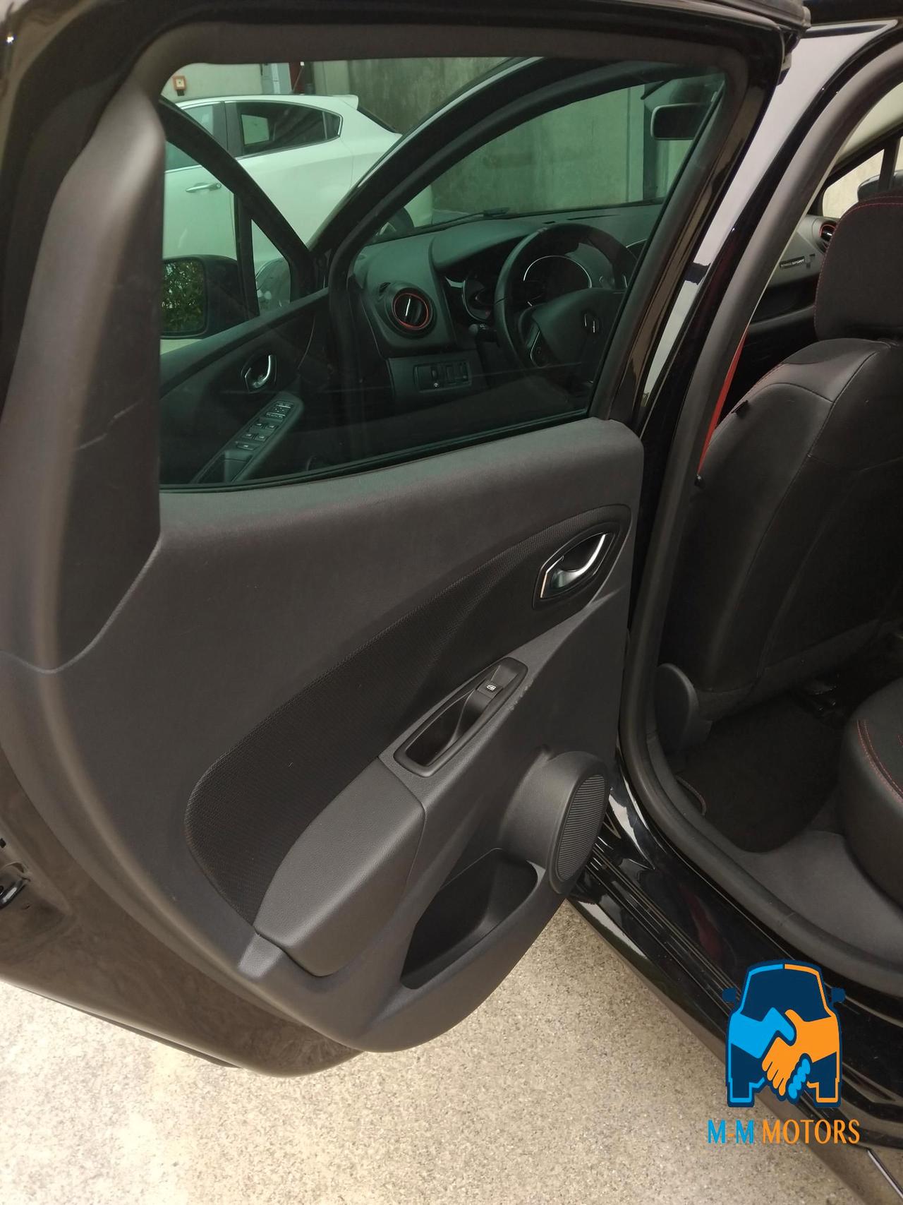 Renault Clio 5 Porte RS Trophy 220cv GARANZIA 24 MESI