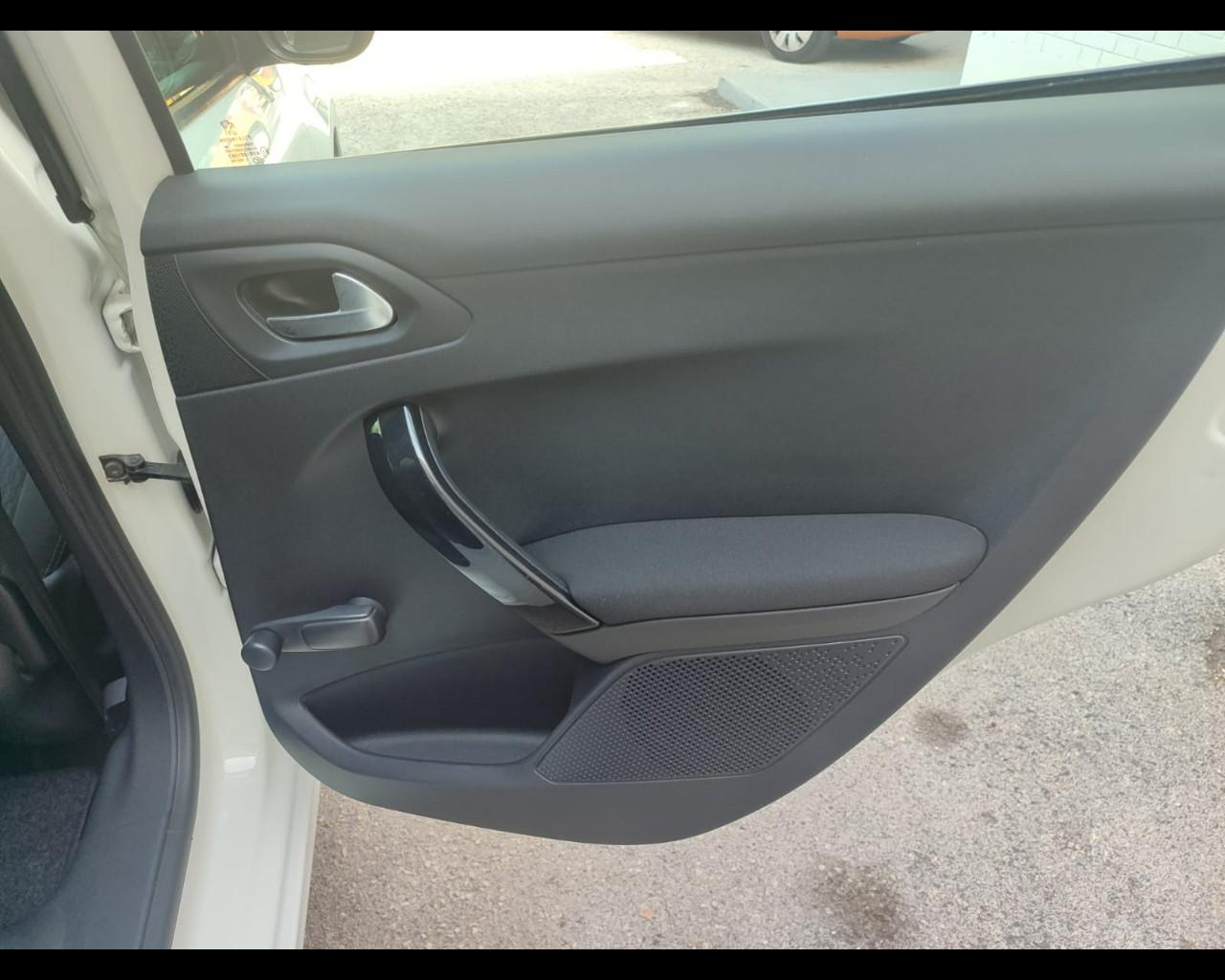PEUGEOT PureTech 82 5 porte Allure