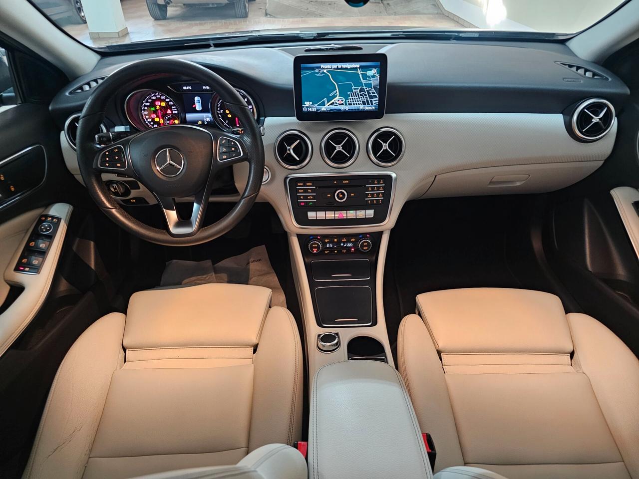 Mercedes-benz A 180 A 180 d Automatic Sport