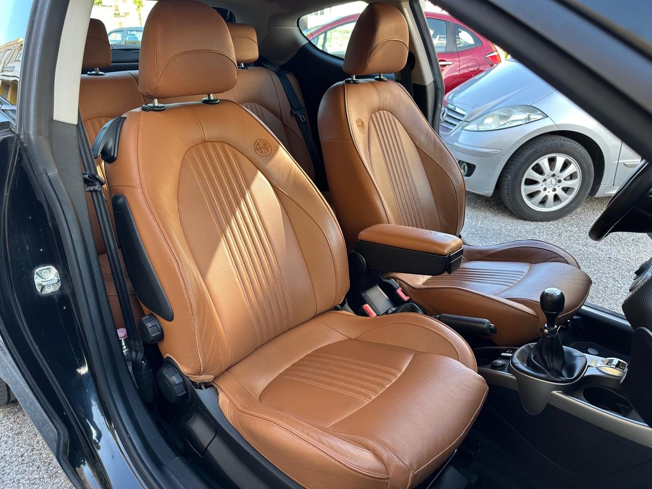 Alfa Romeo MiTo 1.3 JTDm 85 CV S&S Distinctive