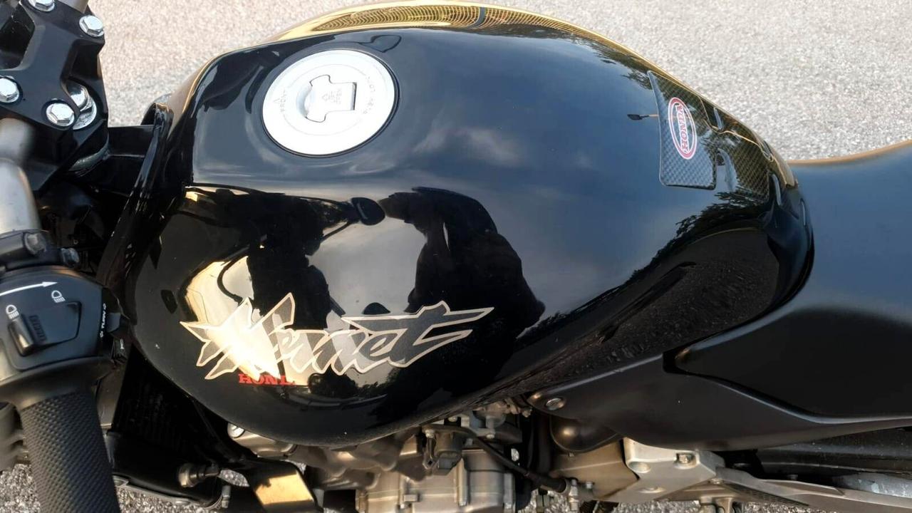 HONDA HORNET 600 CC